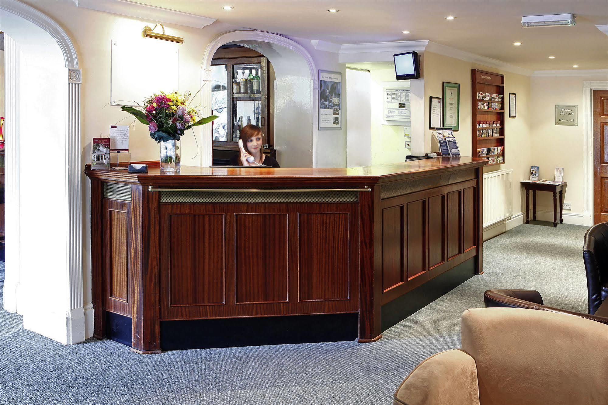 Stafford South Hatherton Hotel ペンクリッジ エクステリア 写真