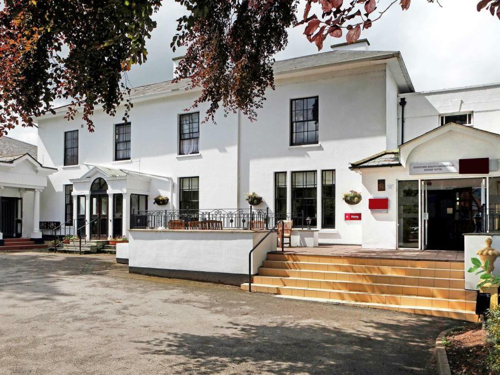 Stafford South Hatherton Hotel ペンクリッジ エクステリア 写真